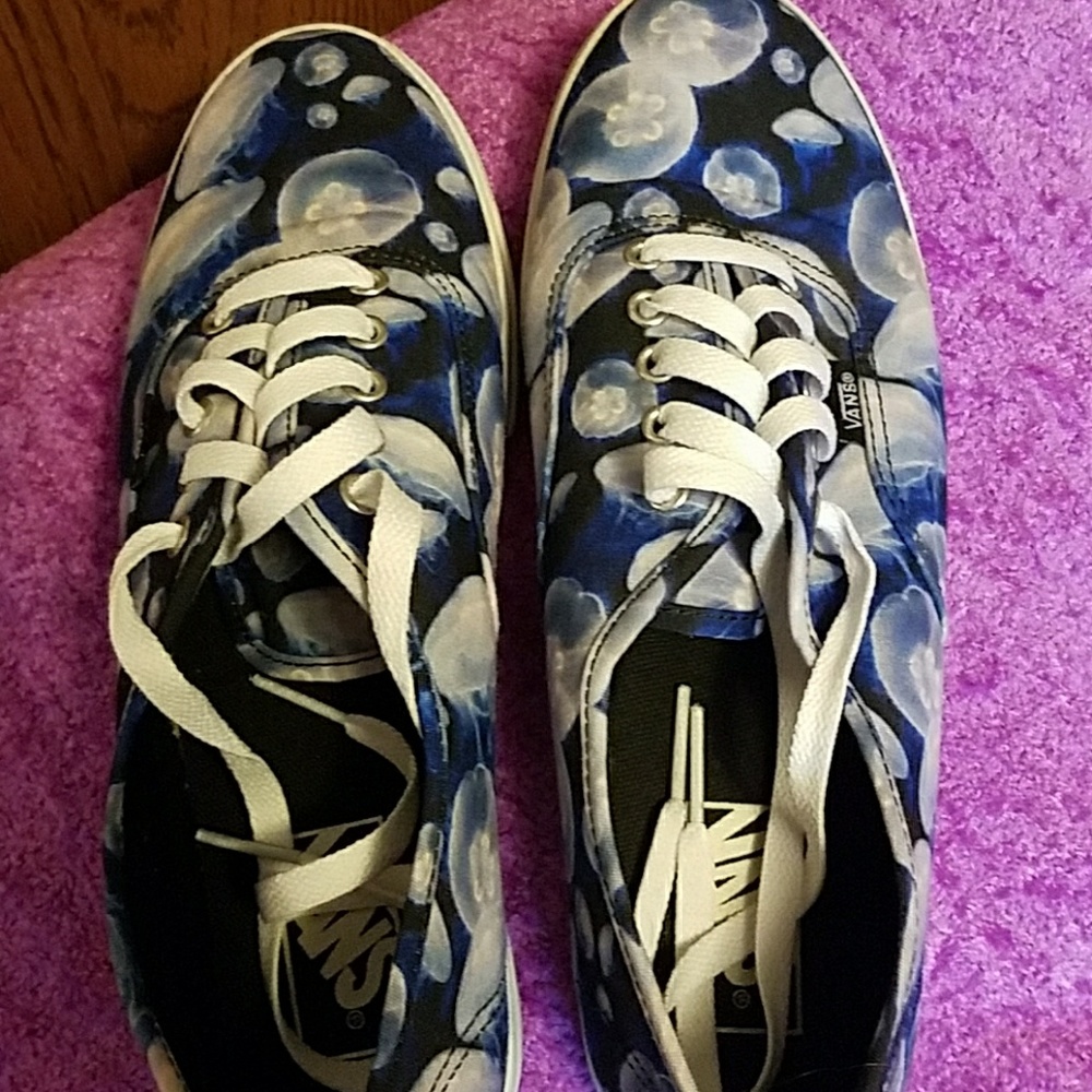 Vans jellyfish NWOT